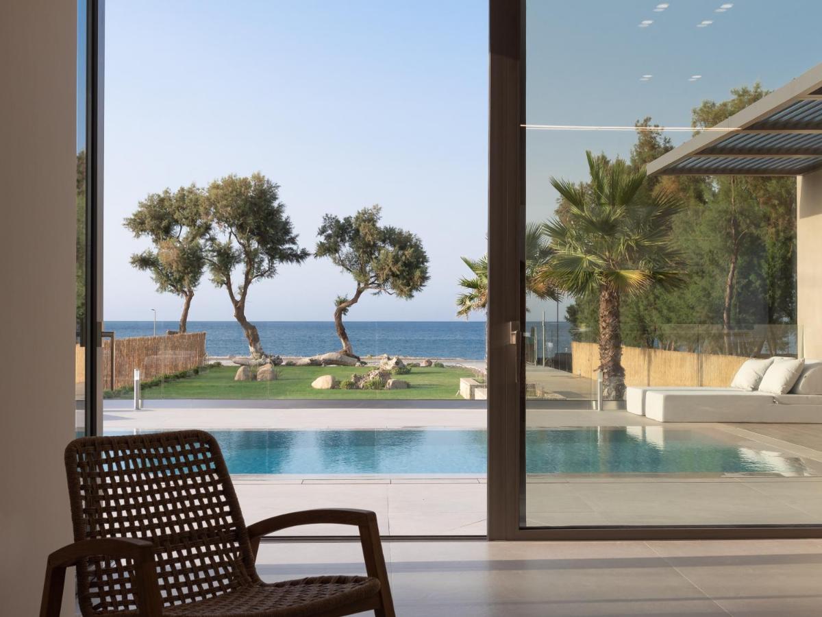 Artemis Seafront Villa, An Evanescence Sea Retreat, By Thinkvilla Tavronitis Exterior foto